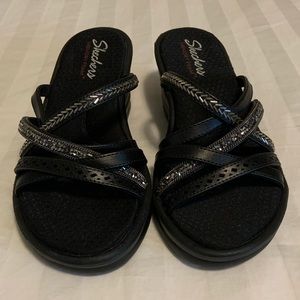 Multi-strap Skechers Wedge Sandals